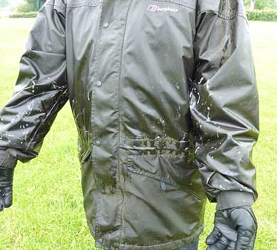 Foaming jacket